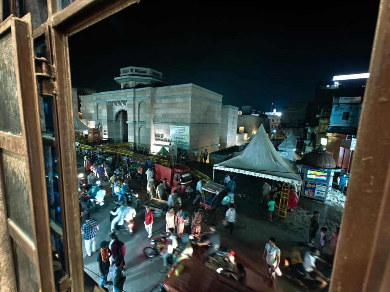 Shri Kailash Pati Guest House- Opposite Kashi Vishwanath Temple Varanasi Esterno foto