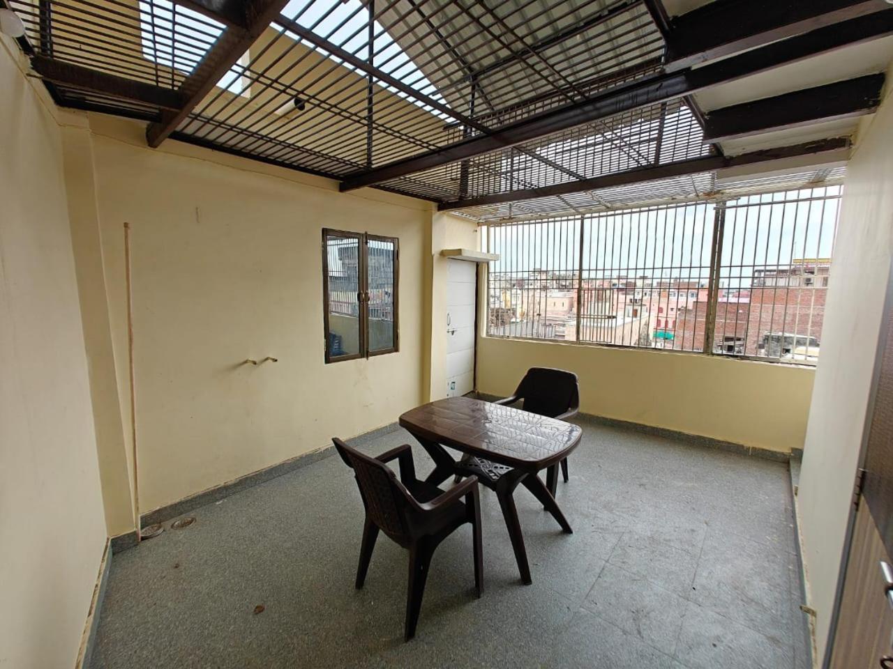 Shri Kailash Pati Guest House- Opposite Kashi Vishwanath Temple Varanasi Esterno foto