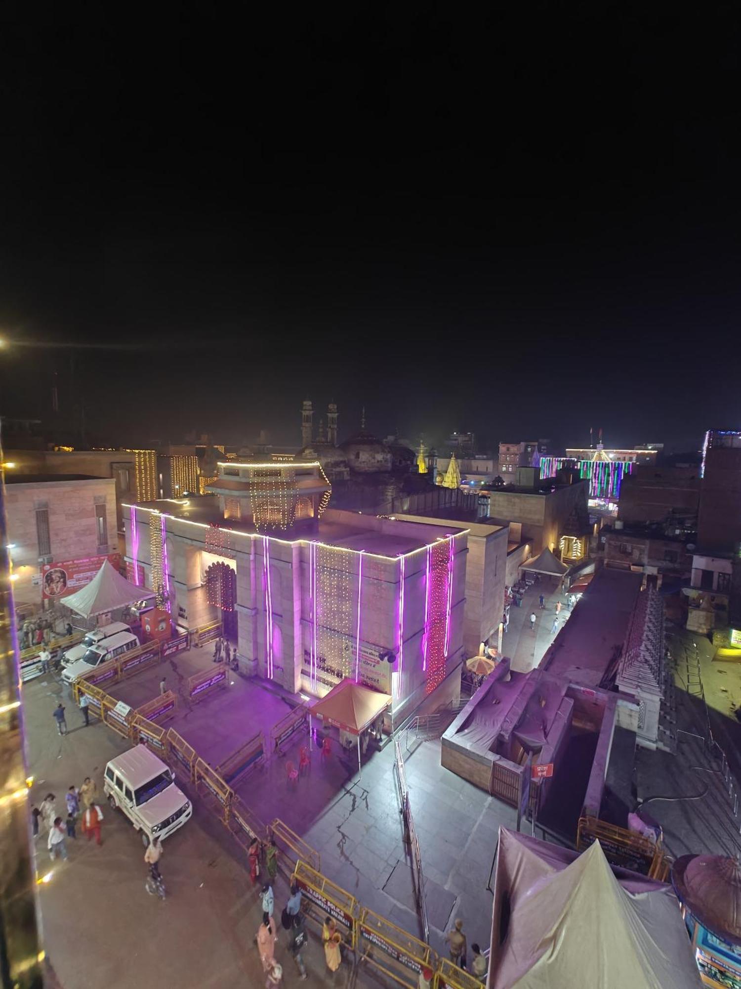 Shri Kailash Pati Guest House- Opposite Kashi Vishwanath Temple Varanasi Esterno foto